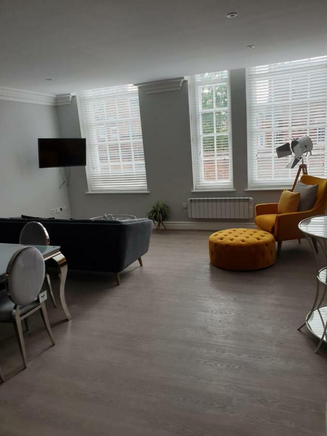 Birchover Juniper Court Aparthotel Nottingham Bagian luar foto