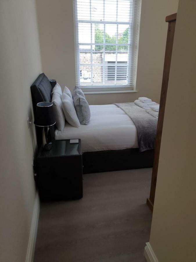 Birchover Juniper Court Aparthotel Nottingham Bagian luar foto