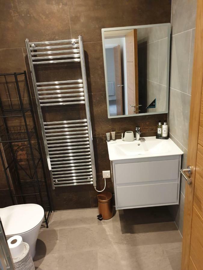 Birchover Juniper Court Aparthotel Nottingham Bagian luar foto