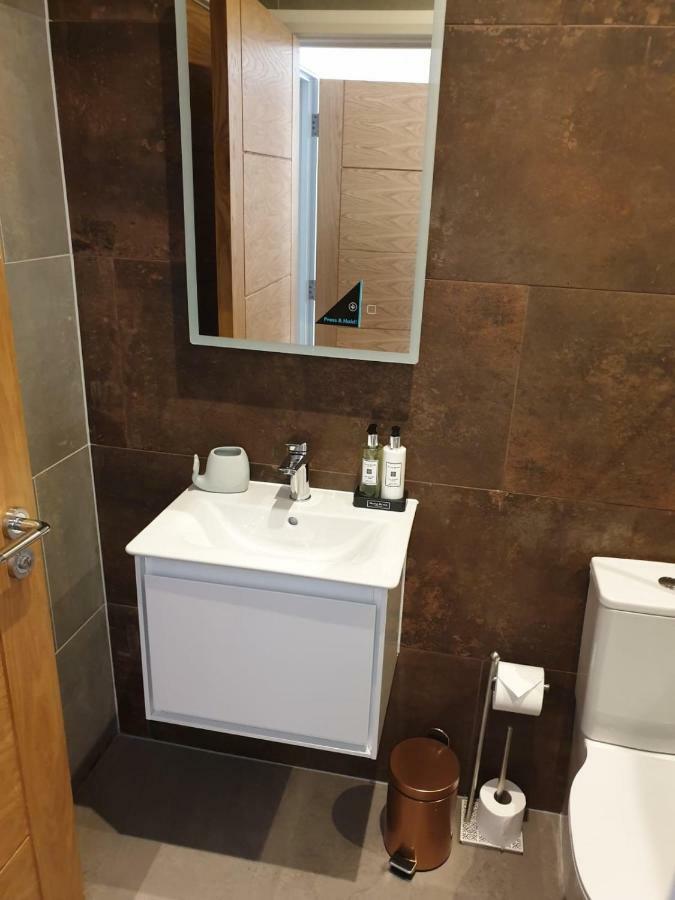 Birchover Juniper Court Aparthotel Nottingham Bagian luar foto